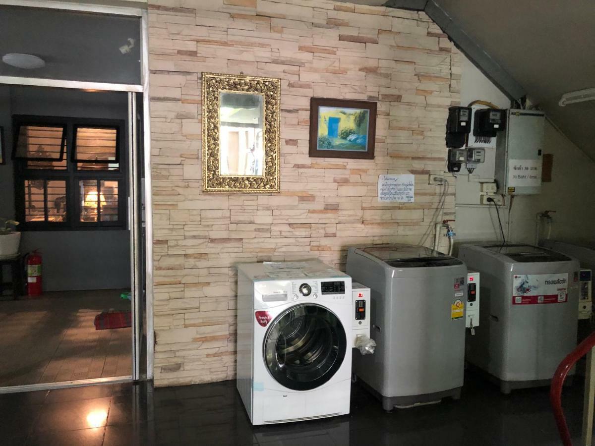 Rajparop Place Банкок Екстериор снимка